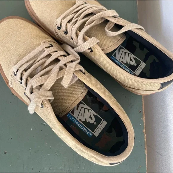 Vans Off The Wall Mens Size 8.5 Skateboarding Shoe beige Canvas Lace Up - Picture 3 of 7